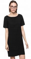 TOM TAILOR O-SHAPE DRESS DAMSKA SUKIENKA 5018496.00.75 COL. 2999. Sukienki Tom Tailor, na co dzień, s, bez wzorów, eleganckie, bez kołnierzyka, bez ramiączek, mini, proste. W wyprzedaży za 59.99 zł.