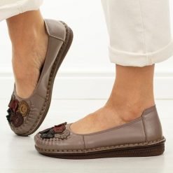 Khaki skórzane półbuty damskie Potocki 15309. Brązowe półbuty wsuwane POTOCKI, na jesień, bez wzorów, z jeansu, eleganckie, z okrągłym noskiem, bez obcasa, na płaskiej podeszwie. Za 219.00 zł.