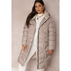 Beżowa Kurtka Pikowana z Kapturem Ymradi. Brązowe kurtki Renee, na zimę, plus size, bez wzorów, z kapturem. W wyprzedaży za 319.99 zł.