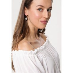 Srebrna Kolczyki Shamrock. Kolczyki marki Born2be. Za 19.99 zł.