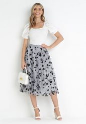 Szara Tiulowa Spódnica z Welurowym Wzorem w Kwiaty i Gumką w Pasie Iyosi. Szare spódnice Born2be, bez wzorów, z tiulu, midi. Za 79.99 zł.