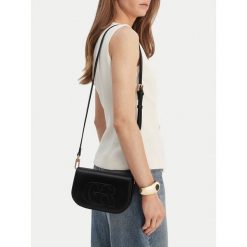 Torebka GINO ROSSI. Czarne listonoszki Gino Rossi, bez wzorów, bez dodatków. Za 179.99 zł.