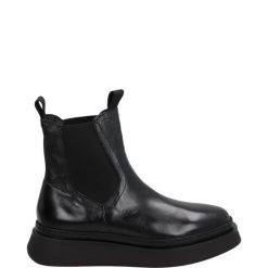 BOTKI DAMSKIE P23203 NERO. Botki Venezia, bez wzorów, ze skóry, bez obcasa, bez zapięcia. Za 329.00 zł.