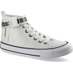 Białe Trampki Big Star Damskie Wygodne Obuwie. Białe trampki BIG STAR, bez wzorów, ze skóry ekologicznej, eleganckie, przed kostkę, bez zapięcia. Za 99.99 zł.