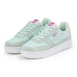 Buty damskie FILA Fxventuno S. Czerwone buty treningowe Fila, bez wzorów, z materiału, bez zapięcia, trekkingowe. Za 419.99 zł.