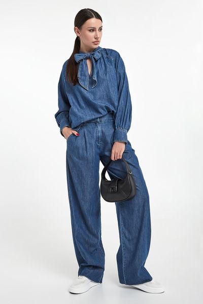 Jeansy damskie Wleg4 MARELLA SPORT. Jeansy Marella Sport, bez wzorów, z jeansu, sportowe. W wyprzedaży za 486.75 zł.