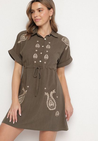 Ciemnozielona Bawełniana Sukienka Koszulowa z Haftami i Sznurkiem w Pasie Ronea. Zielone sukienki Born2be, na co dzień, l, bez wzorów, z bawełny, klasyczne, bez kołnierzyka, bez ramiączek, mini, koszulowe. Za 119.99 zł.
