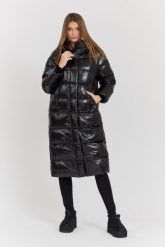 HETREGO Czarny damski płaszcz puchowy Tara Woman Oversized Quilted Coat. Czarne płaszcze HETREGO, uniwersalny, bez wzorów, z poliamidu, bez kaptura. W wyprzedaży za 1,349.99 zł.