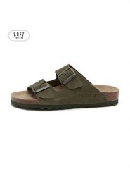 Teegu Skórzane klapki w kolorze khaki rozmiar: 42. Brązowe klapki teegu, bez wzorów, klasyczne, z otwartym noskiem, bez obcasa, bez zapięcia. Za 195.99 zł.