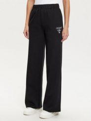Guess Spodnie dresowe V5RB12 KC3D2 Czarny Regular Fit. Czarne spodnie dresowe Guess, z aplikacjami, z dresówki. Za 199.99 zł.