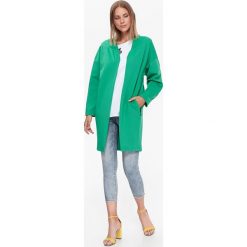 DŁUGA BLUZA W FORMIE WIOSENNEGO PŁASZCZA, W MODNYM KOLORZE, Z OZDOBNYMI ZAMKAMI PRZY KIESZENIACH. Bluzy marki TOP SECRET. W wyprzedaży za 59.99 zł.