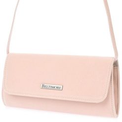 Kopertówka pudrowa Beltimore W65. Czerwone torebki klasyczne z aplikacjami, ze skóry, eleganckie, na ramię, zamszowe, bez dodatków. Za 87.99 zł.