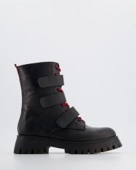 WORKERY DAMSKIE 082SON1 BLACK. Czarne botki Venezia, bez wzorów, ze skóry, bez obcasa, bez zapięcia. Za 249.00 zł.
