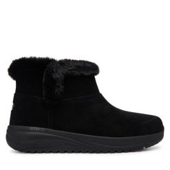Śniegowce Skechers. Czarne śniegowce Skechers, bez wzorów, bez zapięcia. Za 429.99 zł.