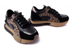 ARTIKER RELAKS 55C0134 black, półbuty damskie. Czarne półbuty wsuwane Artiker Relaks, bez wzorów, ze skóry, bez obcasa. Za 299.90 zł.