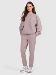 4F Spodnie dresowe damskie - beżowe M. Brązowe spodnie dresowe 4f, bez wzorów, z bawełny. Za 129.99 zł.