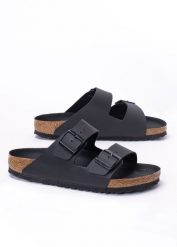 Birkenstock Arizona BF Klapki unisex czarne. Czarne klapki Birkenstock, bez wzorów, z materiału, eleganckie, bez obcasa, bez zapięcia. Za 399.99 zł.