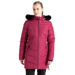 Kurtka Ocieplana Damska Średnia Długość Striking IIII. Czerwone kurtki przeciwdeszczowe Dare 2b, xs, bez wzorów, z materiału, z kapturem, trekkingowe. Za 225.99 zł.