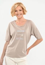 Bluzka z printem, Comfort Fit, T-MOOM. Białe bluzki Volcano, m, z aplikacjami, z bawełny, bez kołnierzyka, bez ramiączek. Za 59.99 zł.