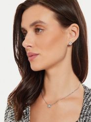 Guess Naszyjnik JUBN04 593JW Srebrny. Szare naszyjniki Guess, z tworzywa sztucznego, metalowe. Za 219.99 zł.