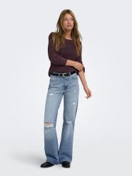 ONLY Sweter w kolorze fioletowym rozmiar: XL. Różowe swetry ONLY, xl, bez wzorów, bez ramiączek. Za 99.95 zł.