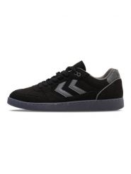 Buty halowe Hummel Liga GK Rpet Suede. Czarne buty treningowe Hummel, na wiosnę, bez wzorów, z gumy, bez zapięcia, do piłki ręcznej. Za 341.65 zł.
