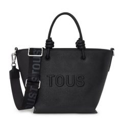 Torebka TOUS. Czarne torebki klasyczne tous, bez wzorów, klasyczne, bez dodatków. Za 629.99 zł.