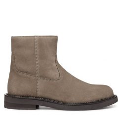 Botki Geox. Brązowe botki Geox, bez wzorów, bez obcasa, na płaskiej podeszwie, bez zapięcia. Za 249.99 zł.