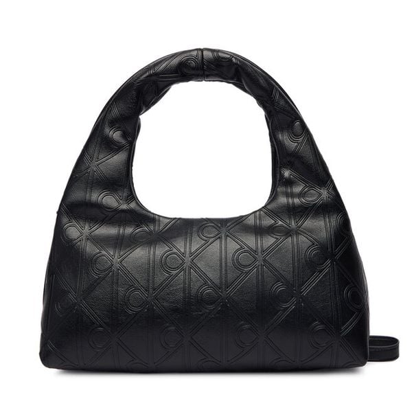Torebka Calvin Klein. Czarne torebki klasyczne Calvin Klein, bez wzorów, klasyczne, bez dodatków. Za 283.99 zł.