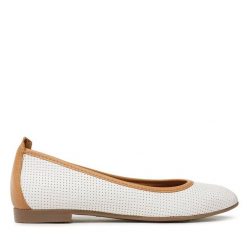 Baleriny Lasocki. Białe baleriny Lasocki, bez wzorów, bez obcasa, bez zapięcia. Za 119.99 zł.