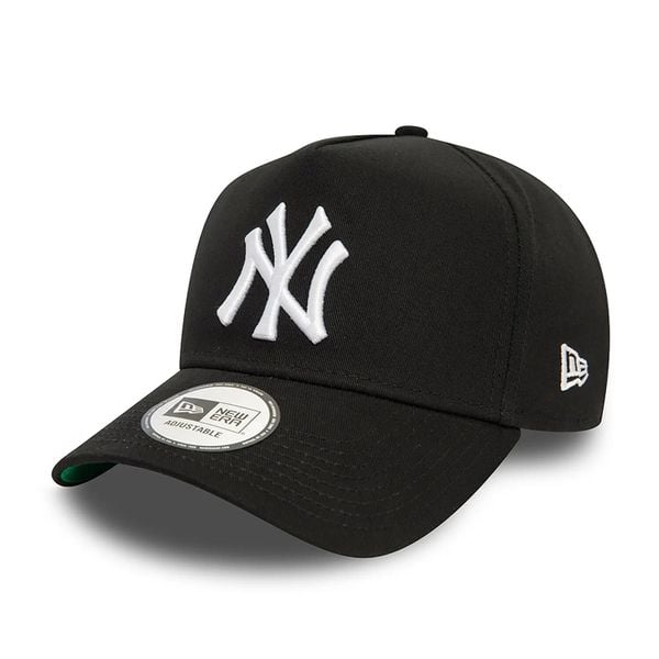 Czapka z daszkiem New Era MLB New York Yankees. Czarne czapki z daszkiem New Era, bez wzorów. W wyprzedaży za 149.50 zł.