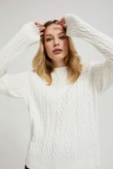Sweter z ozdobnym splotem. Swetry MOODO, l, bez wzorów, z poliamidu, bez ramiączek. W wyprzedaży za 69.99 zł.