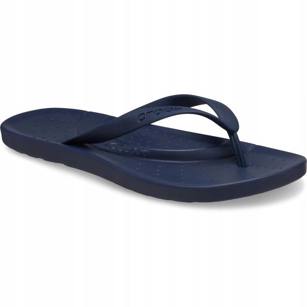 Japonki Dla Dorosłych Crocs Flip. Niebieskie japonki Crocs, bez wzorów, z materiału. Za 119.99 zł.