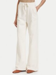 Maryley Spodnie materiałowe 26EB519/07PA Beżowy jasny Regular Fit. Brązowe spodnie materiałowe Maryley, bez wzorów, z bawełny. Za 349.99 zł.