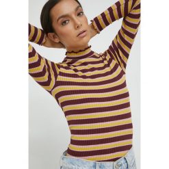 JDY sweter damski kolor bordowy z półgolfem. Czerwone swetry JDY, l, bez wzorów, bez ramiączek. Za 79.99 zł.