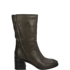 ZIELONE BOTKI 9775 CUSNA VERDE. Zielone botki Venezia, bez wzorów, ze skóry, bez obcasa, bez zapięcia. Za 329.00 zł.