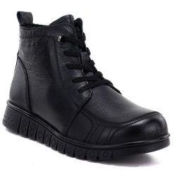 Skórzane botki damskie komfortowe czarne Cambell RI15302. Czarne botki Cambell, bez wzorów, ze skóry, bez obcasa, bez zapięcia. Za 209.99 zł.