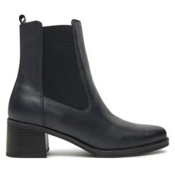 Botki Caprice. Niebieskie botki Caprice, bez wzorów, bez obcasa, na słupku, bez zapięcia. Za 319.99 zł.