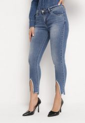Niebieskie Jeansy Skinny z Koralikami i Rozcięciem na Dole Nogawek Olicema. Niebieskie jeansy Born2be, l, bez wzorów, z jeansu. W wyprzedaży za 67.99 zł.