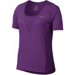 Nike W Nk Znl Cl Relay Top Ss M. Topy sportowe marki Nike. W wyprzedaży za 135.00 zł.