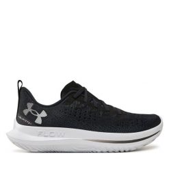 Buty do biegania Under Armour. Czarne buty do biegania Under Armour, bez wzorów, bez zapięcia, do biegania. Za 329.99 zł.