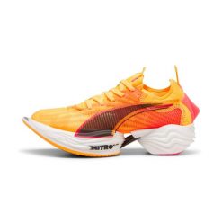 Damskie buty do biegania Puma Fast-R Nitro Elite 2 Fire. Brązowe buty do biegania Puma, bez wzorów, bez zapięcia, do biegania. Za 482.80 zł.