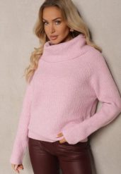 Różowy Klasyczny Golf z Wełną i Obszernym Kołnierzem Zemilda. Czerwone swetry Renee, bez wzorów, z wełny, eleganckie, bez ramiączek. W wyprzedaży za 127.99 zł.