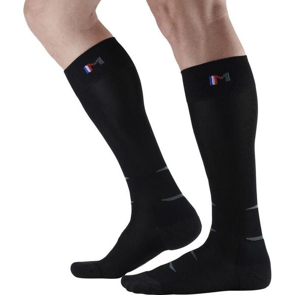 Skarpetki Monnet Skin Silk. Czarne skarpetki MONNET, bez wzorów, z materiału. Za 214.00 zł.
