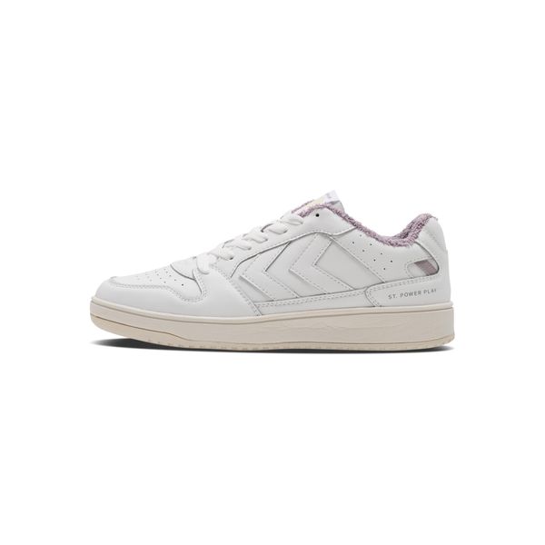 Trenerzy damscy Hummel St. Power Play Retro. Białe buty sportowe lifestyle Hummel, bez wzorów, eleganckie, przed kostkę, bez zapięcia. W wyprzedaży za 228.00 zł.