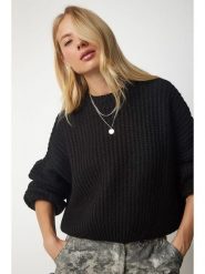 Happiness Istanbul Sweter w kolorze czarnym rozmiar: onesize. Czarne swetry Happiness Istanbul, bez wzorów, ze splotem, bez ramiączek. Za 86.99 zł.