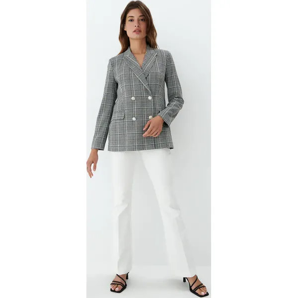 Marynarka oversize - Czarny. Czarne marynarki i żakiety Mohito, bez wzorów, bez ramiączek. Za 229.99 zł.