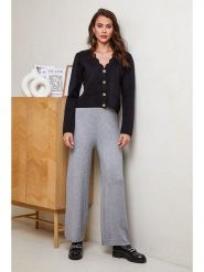 Soft Cashmere Kardigan w kolorze czarnym rozmiar: 38/40. Czarne swetry Soft Cashmere, bez wzorów, z kaszmiru, bez ramiączek. Za 104.99 zł.