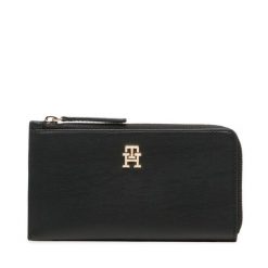 Duży Portfel Damski Tommy Hilfiger. Czarne portfele Tommy Hilfiger, bez wzorów. Za 379.99 zł.
