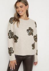 Beżowy Sweter z Kwiatowymi Naszywkami i Cekinami Ciadora. Brązowe swetry Born2be, z aplikacjami, z jeansu, eleganckie, bez ramiączek. W wyprzedaży za 144.49 zł.